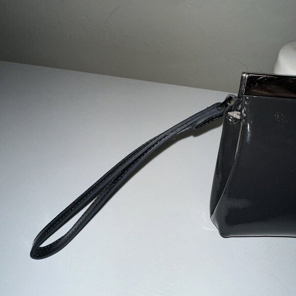 Calvin Klein Patent Gray Leather Silver Clasp Wristlet Clutch 8 X 5 - Picture 3 of 10